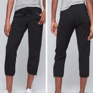 Athleta metro slouch capri pants medium